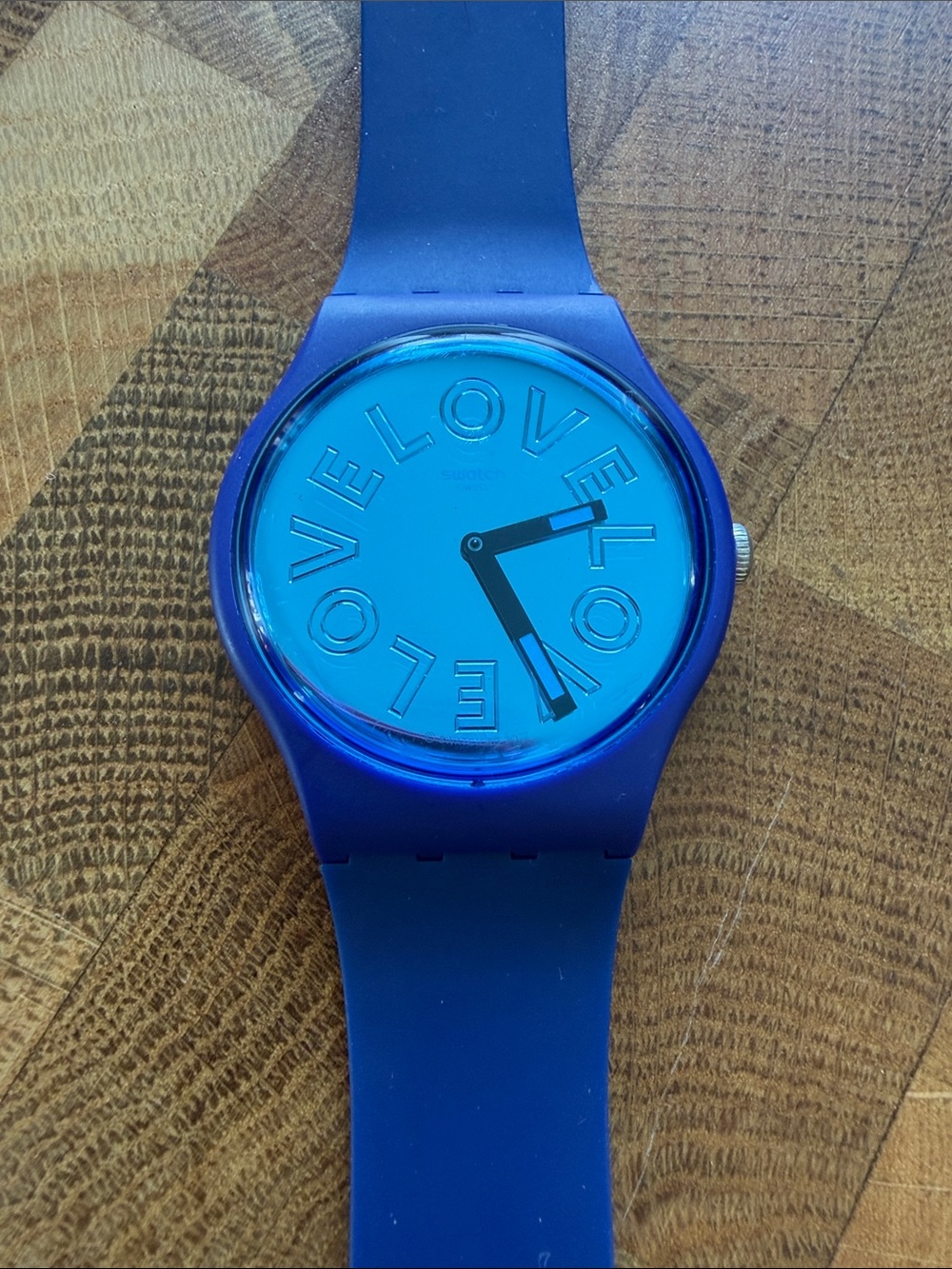 SWATCH SPECIAL 2023 - S029N107 - Love To Go Around